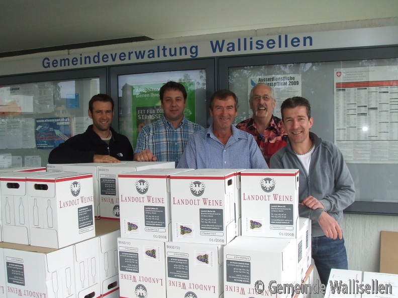 Verkauf Walliseller Wein_2009_Wirtschaftsleben (Tätigkeiten)_9689_low_res.jpg
