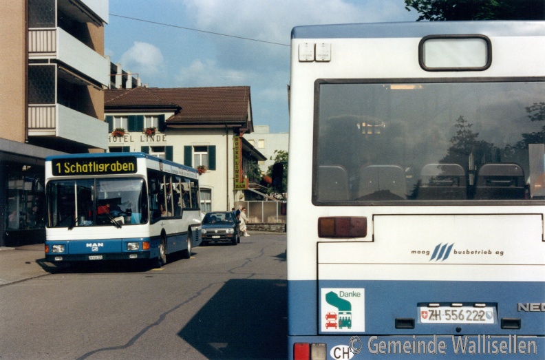 Einweihung Erste Ortsbuslinie_1992_Öffentliche Aufgaben_4802_low_res.jpg