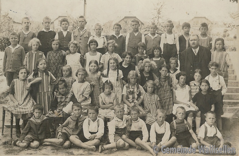 1.-6. Klasse von Johann Schlatter_1927_Personen und Gruppenbilder_8444_low_res.jpg