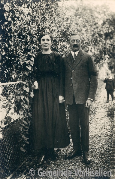Ehepaar Robert Schweizer-Wolfensberger_1920_Personen und Gruppenbilder_2596_low_res.jpg